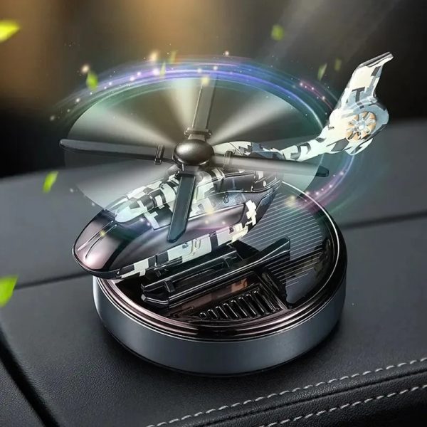 Solarni helikopter osveživač za auto montiran na kontrolnoj tabli automobila