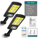 Dve zidne LED lampe montirane iznad ulaza – „Snažno dvostruko solarno osvetljenje sa senzorom pokreta