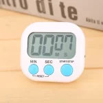 RTS digitalni tajmer u beloj boji