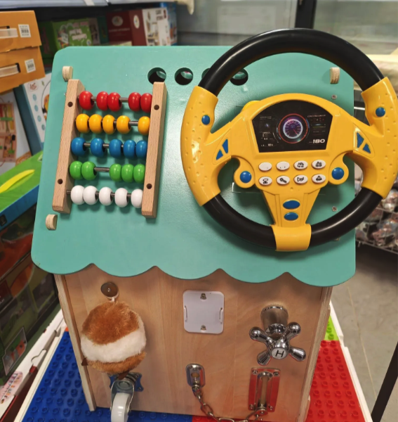 Edukativna Montessori Kućica (Busy Board)