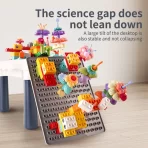 Dečiji sto za igru sa kockicama i tablom za crtanje – 2 u 1 kreativni set - Slika 3