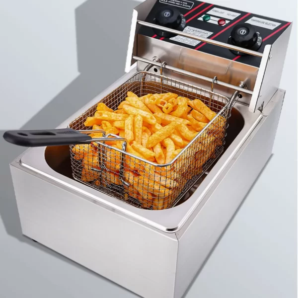 električna friteza prikaz pripreme pomfrita